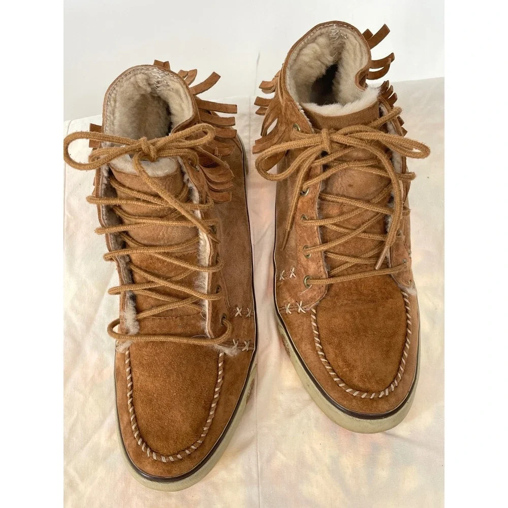 UGG Womens 9 Sneaker Chestnut Brown Fringe Suede Shearling Moccasin 3319